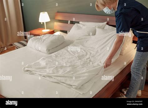 'real hotel cleaning lady' Search .
